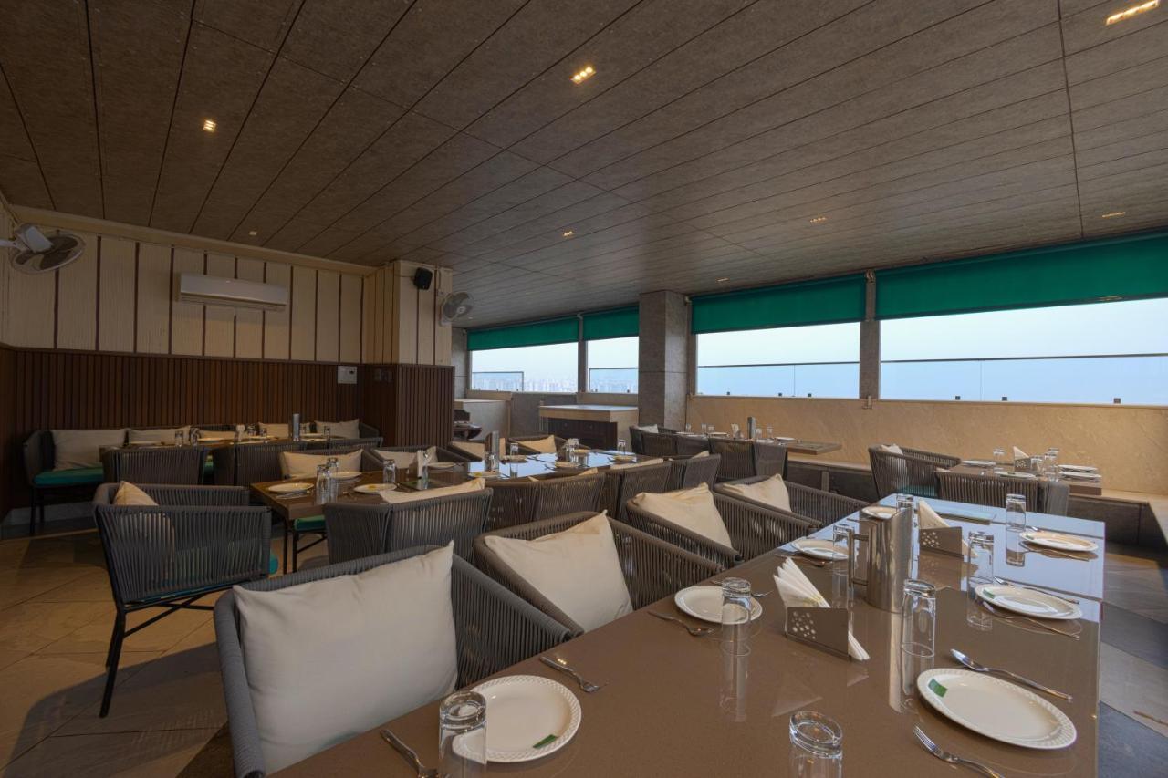 Hotel Bay Laurel Retreat Faridabad Luaran gambar