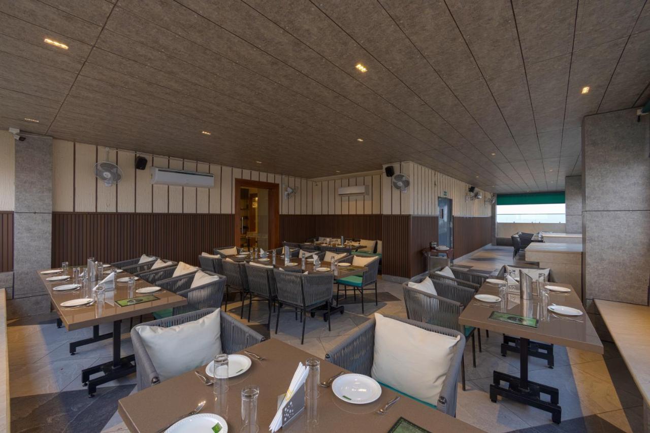 Hotel Bay Laurel Retreat Faridabad Luaran gambar