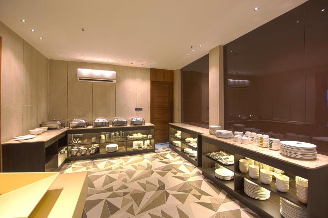 Hotel Bay Laurel Retreat Faridabad Luaran gambar